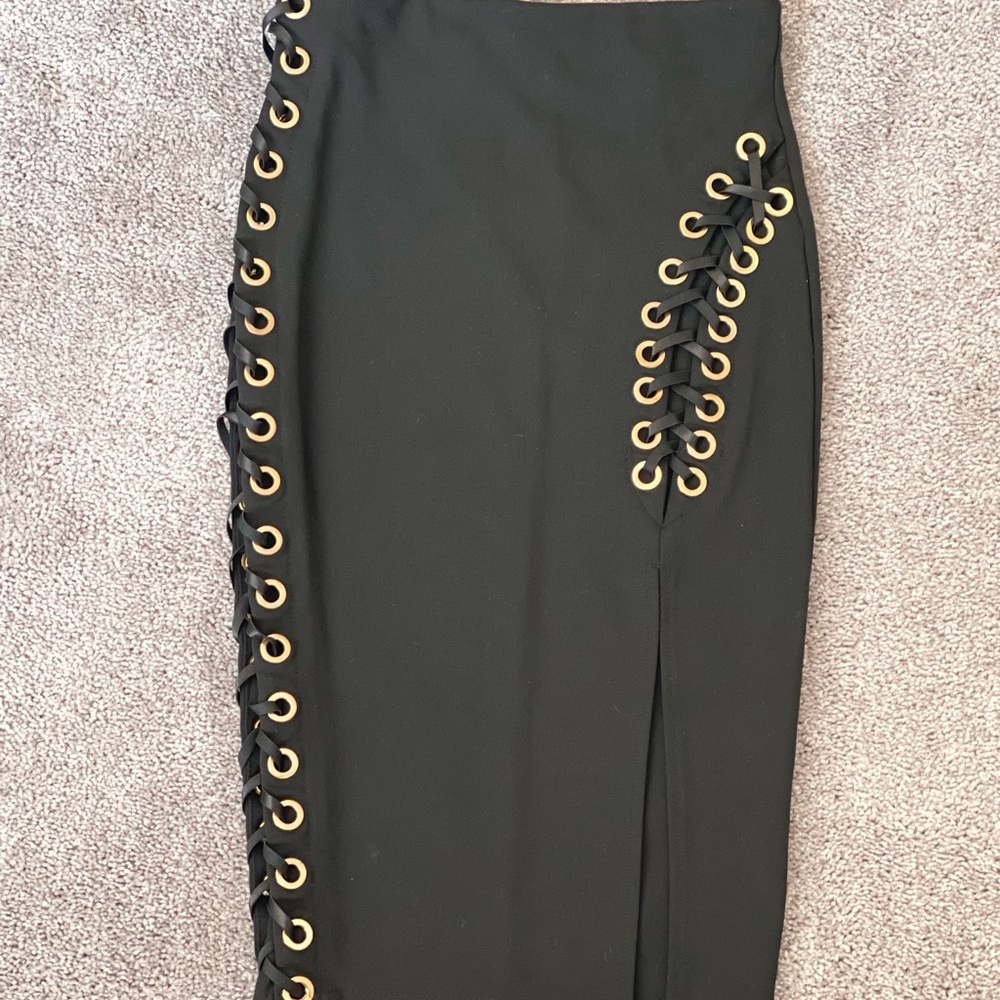 Hot & delicious black skirt